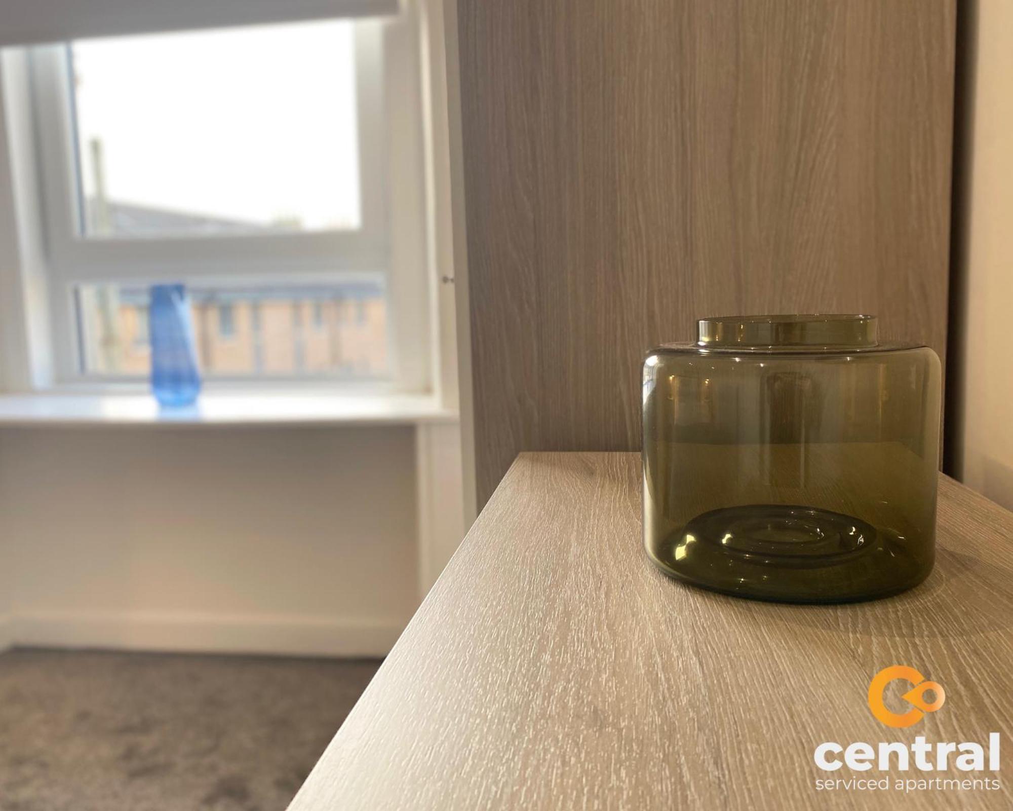 Central Serviced Apartments - Cosy 1 Bedroom - Modern - Close To Transport Links - Quiet Neighbourhood - Fast Wifi - Fully Equipped - Smart Tvs In All Rooms - Monthly Stays Welcome - Free Street Parking - Ideal Relocation To Dundee Accommodation Kültér fotó